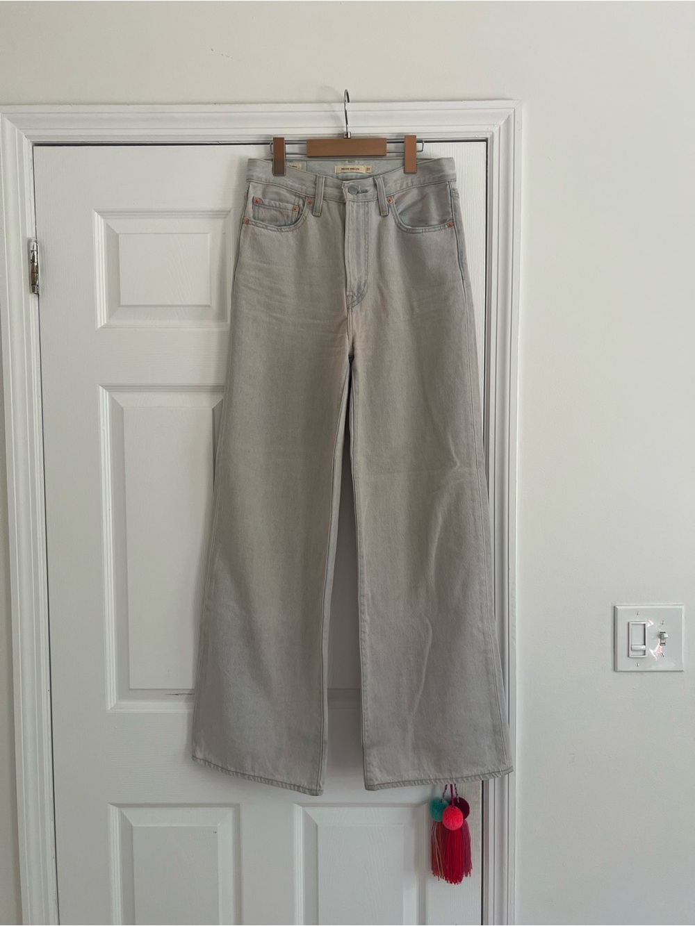 LEVI’s Women's Wide-Leg Jeans in warm grey